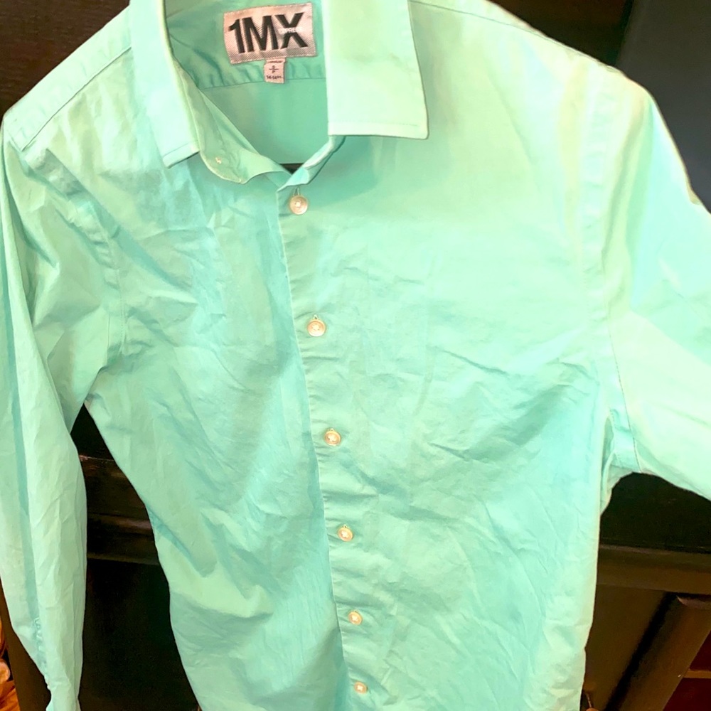 Express fitted men’s dress shirt